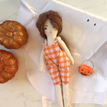 Load image into Gallery viewer, Trick or Treater Ghost doll